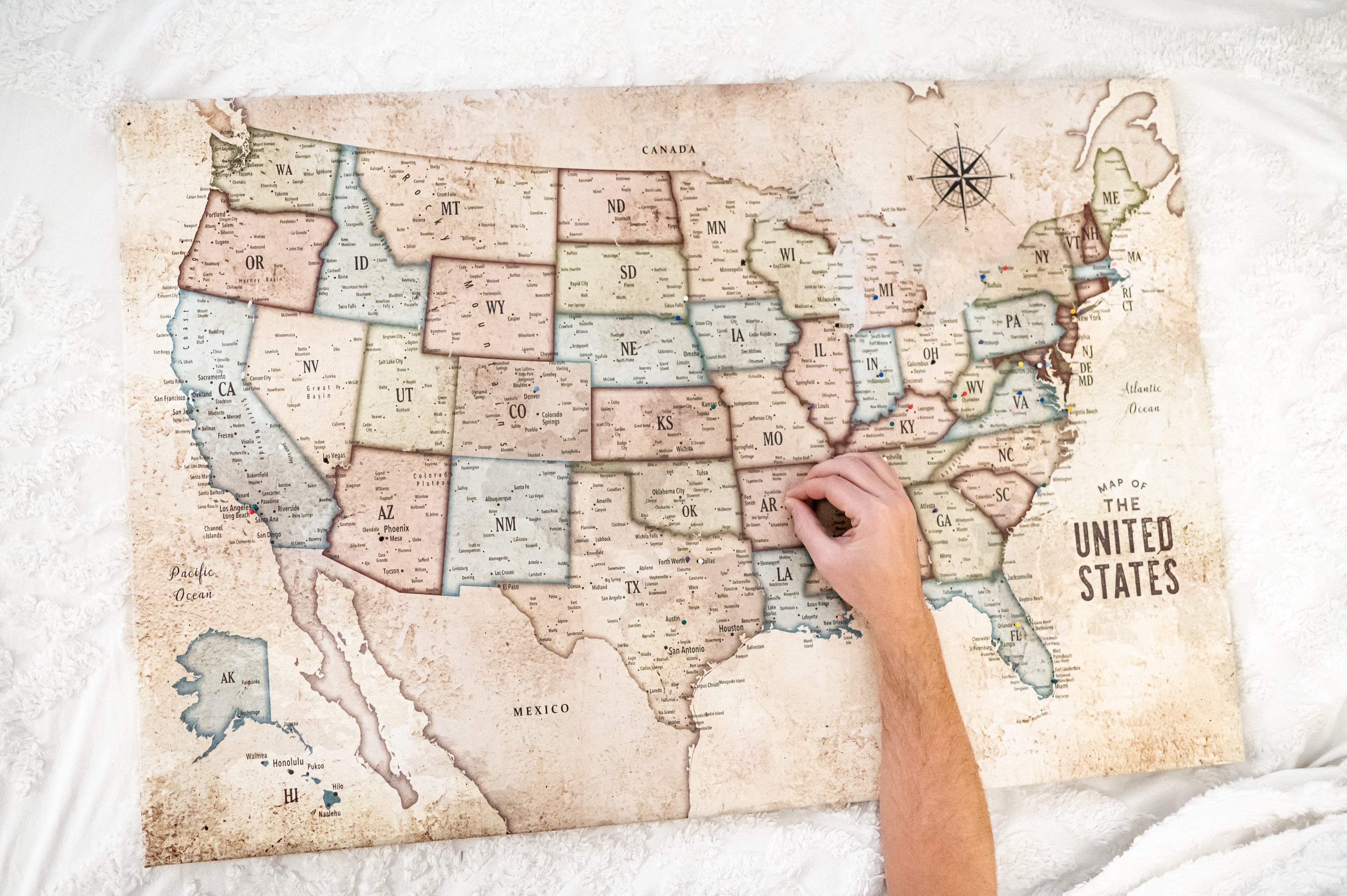 Push Pin Map of USA, Canvas Wall Art, Rustic Explorer Map World Vibe Studio 